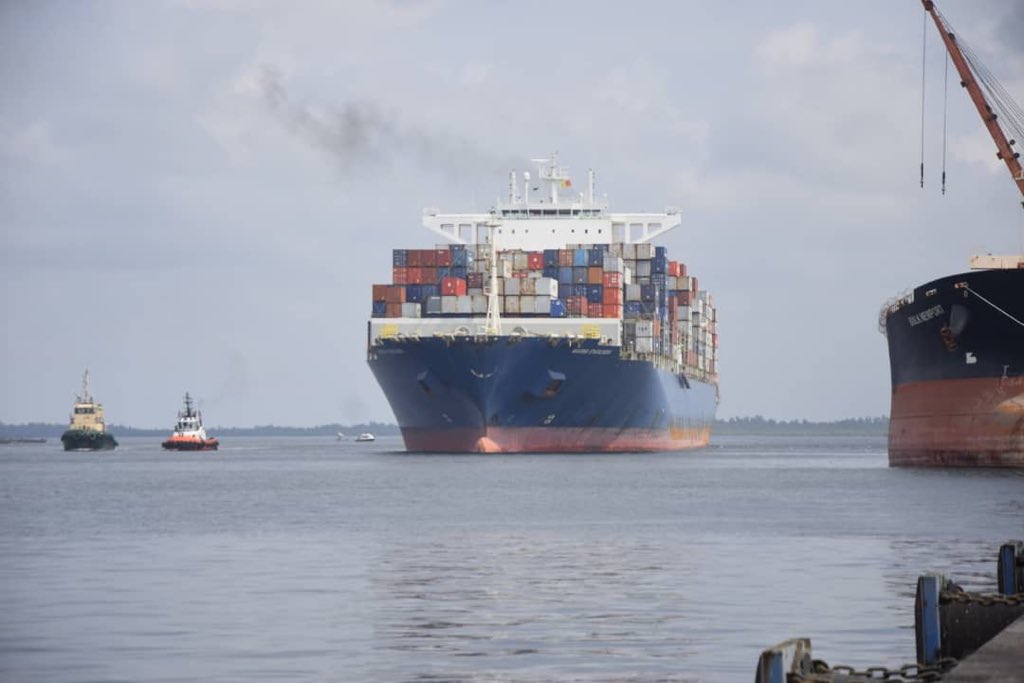 Nigerian Ports On Twitter The Nigerian Ports Authority Is Pleased To Announce The Successful Berthing Of The Biggest Container Vessel To Ever Call At Any Nigerian Port Https T Co Xnyrcfri3a