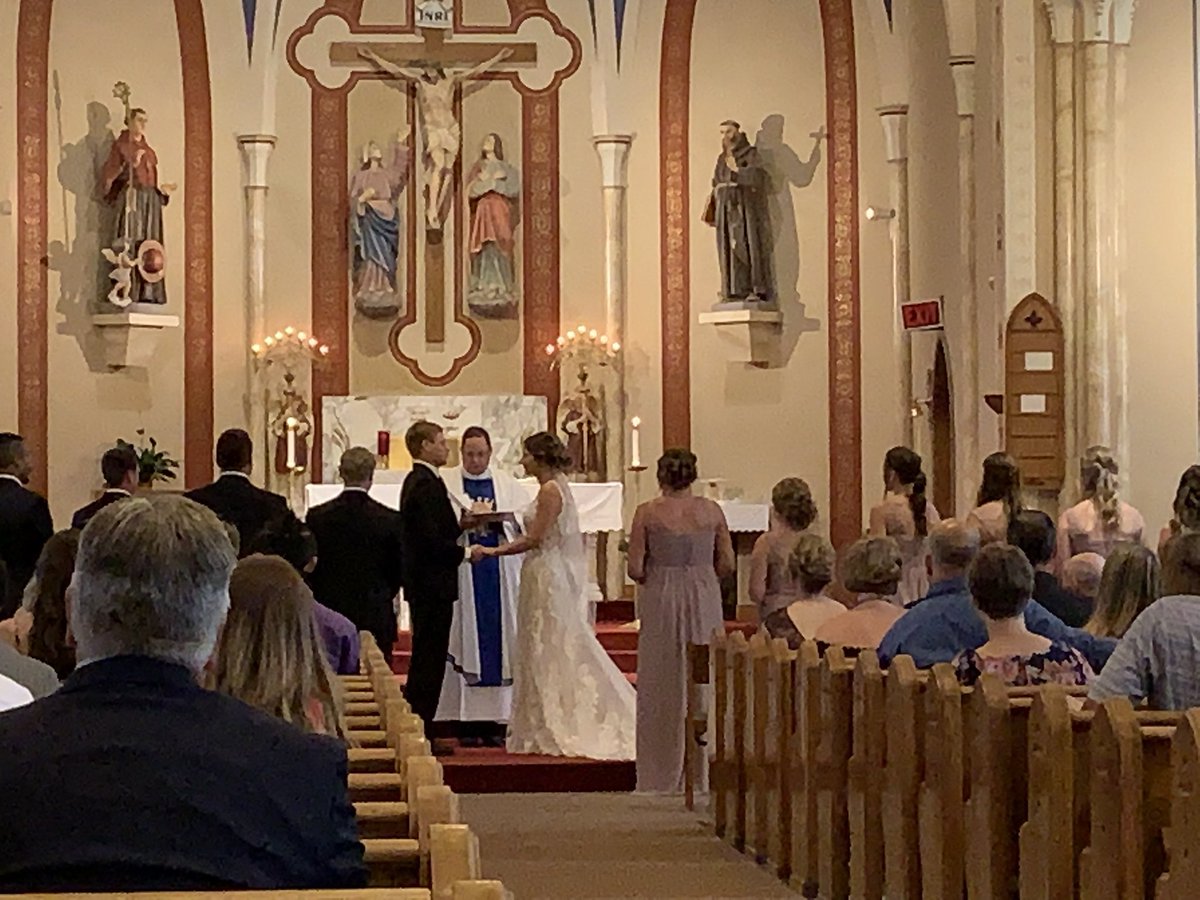 WSCXCTF's tweet photo. Congratulations to @DerekWLahm &amp; @BigMAKenzie33 on your wedding today!!  Best wishes from @WSCXCTF! https://t.co/O6WH9mqywH