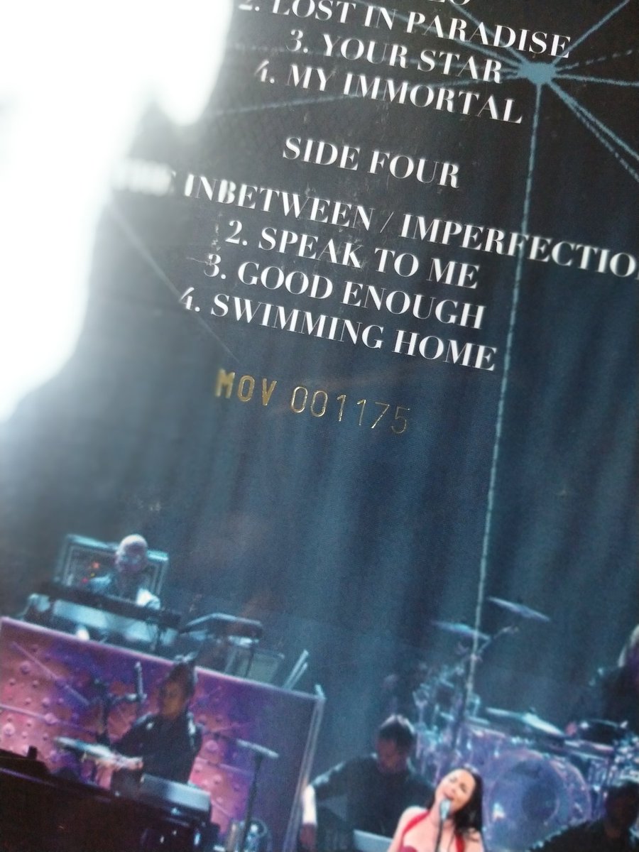 DanielCabreraEV's tweet photo. Llegó! 🙌🏻❤️ #SynthesisLive en su edición limitada en color rojo translúcido N° 1175
#Evanescence #HardcoreFansOnly #AmyLee #Vinyl https://t.co/ChnQgIwYKM