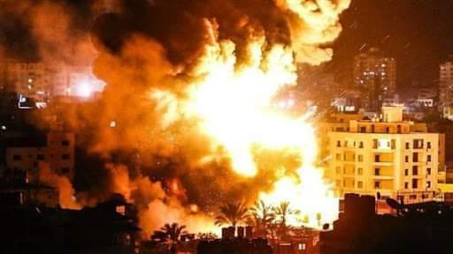 YaSminMeer2's tweet photo. ##Photo  "Israeli" occupation air forces targeted last night several sites in southern and central the besieged #Gaza Strip. https://t.co/5EJZOthqFA