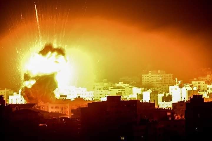 YaSminMeer2's tweet photo. ##Photo  "Israeli" occupation air forces targeted last night several sites in southern and central the besieged #Gaza Strip. https://t.co/5EJZOthqFA