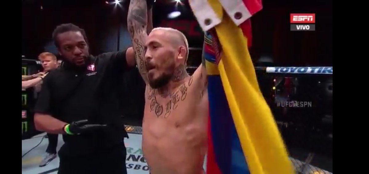 #ArrechoChito así se les deja calladitos <a href="/chitoveraUFC/">C H🖕🏽T O🇪🇨V E R A</a> que grande 🇪🇨💪