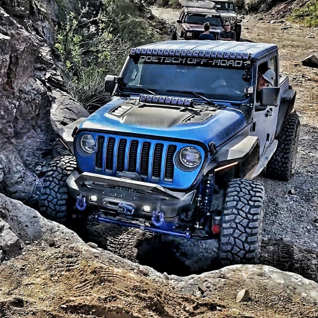 The sweet blue Gladiator giving us the weekend blues! 😍Sporting the T-Rex Billet Grille! ⁠
⁠
Are you ready to give your Jeep a facelift? Check out the Billet Grille Part #6204941⁠ starting at $174.50⁠
⁠⠀⁠
#trexgrilles <a href="/jeep/">Jeep</a> #gladiator ⁠⠀