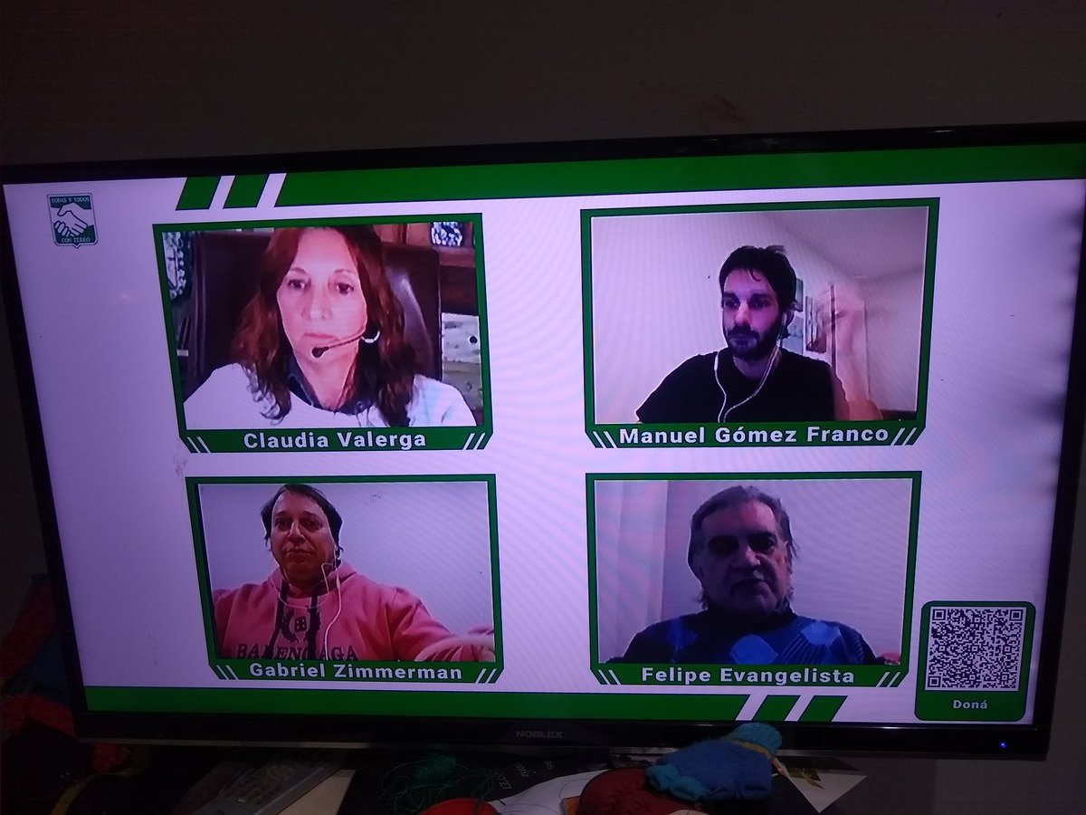kike_verdolaga's tweet photo. Genios @manufco, Claudia (@GentedeFerro ), @GabyFerrito y el Toto (@ferroenradio ) con EL GORDO CORDON... 
gran charla en @con_ferro 
#Ferro sos unico https://t.co/HLmnxkMSBj