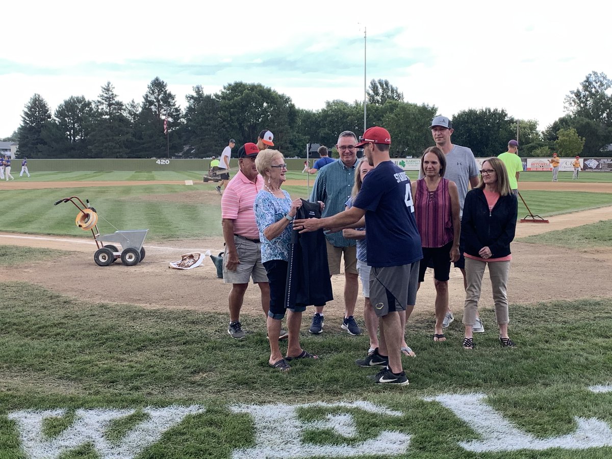 brookingscubs's tweet image. Our very own Todd Standish, the 2020 Class A recipient of the Tony Adams Hustle Award.

The yearly award is given out at the @SDAmateur state tournament to a Class A and Class B player who “showcases the ability to work hard and leave it all on the field.”

Congratulations, Todd!