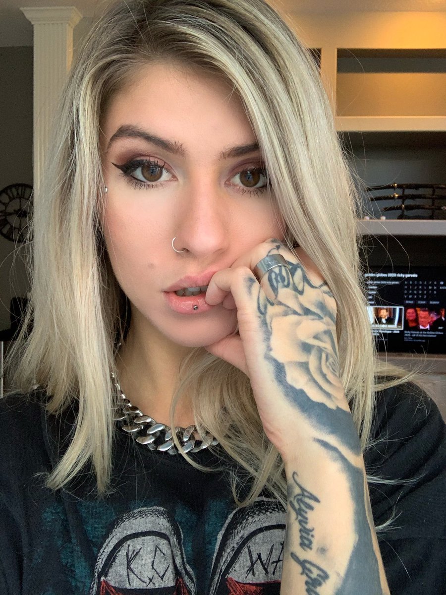 Luci_officialxo's tweet photo. https://t.co/0v7OVyfw1O