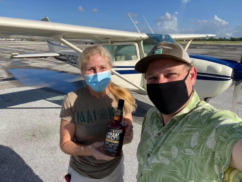 RumReviews's tweet image. Adrian flew down to get us our @TheMaiKai fix! First rum barrel gallon down! #tiki #tikibar #rum #rumflight #tikidrinks @TheRealMcCoyRum @tropical_foodie