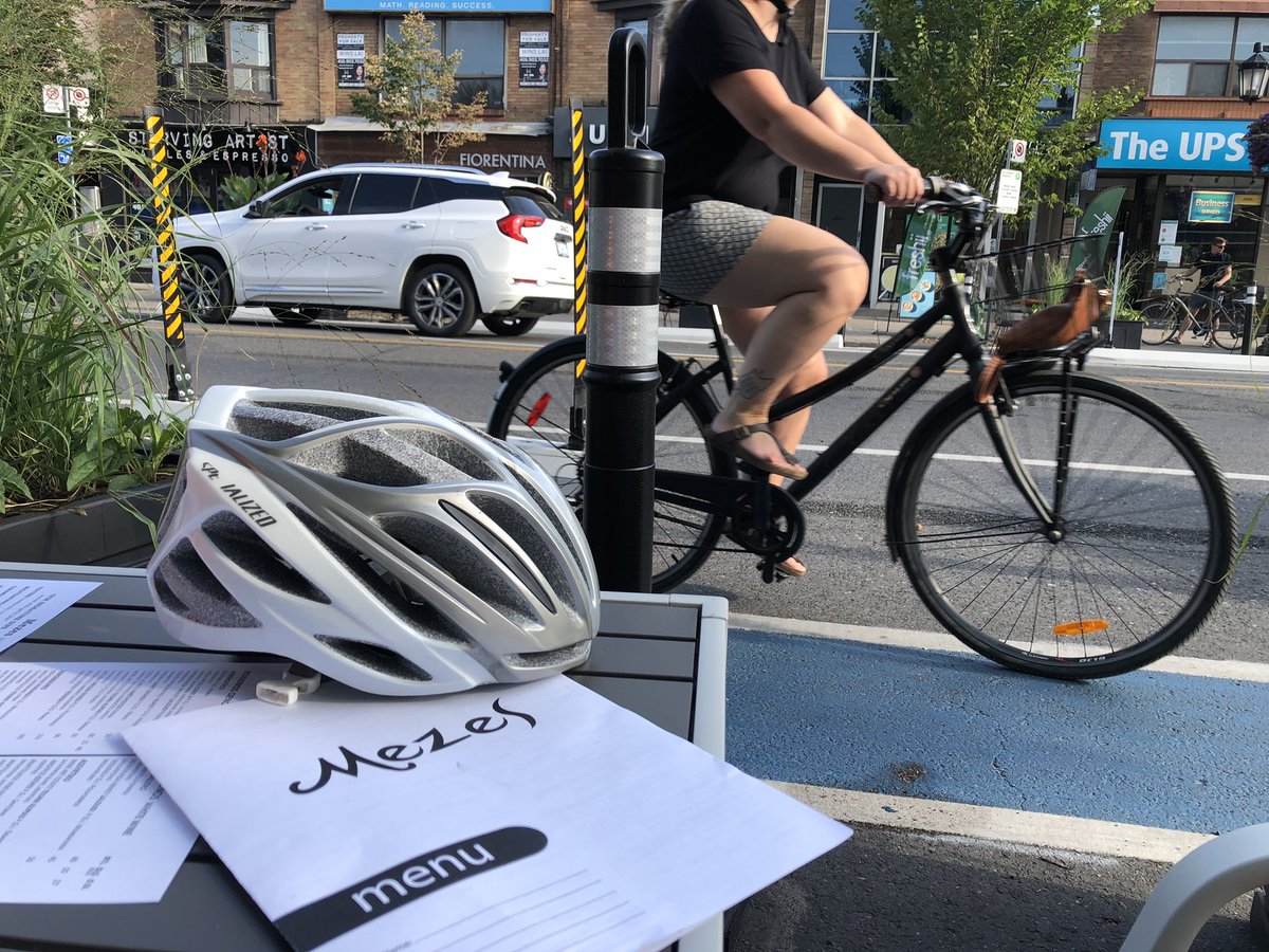 cyclekay's tweet image. We finished at Mezes for Greek food sitting at the physically distanced patio right next to the bike lane. We even ran into friends also enjoying what Danforth has to offer on their bikes. @HeatherJacksonW @PierShuLutman #BikeLocalShopLocal #DestinationDanforth