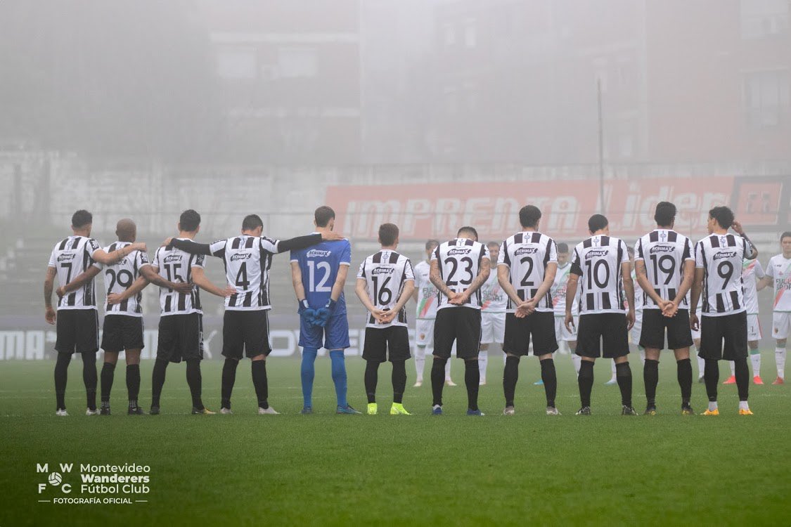 Feliz aniversario 118 bohemio! ⚫️⚪️ <a href="/mwfc_oficial/">Montevideo Wanderers</a>
