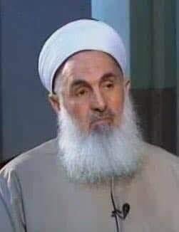 AHMEDAlKREM1's tweet photo. حياتنا أصبحت مثل ناشونال جغرافي يومياً نتعرف على حيوان جديد... واقع حال https://t.co/IYXVxnO9Q7