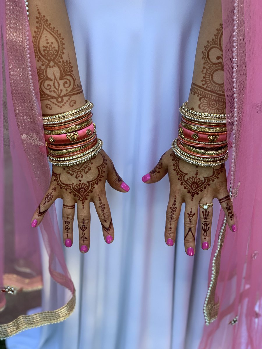 melissaroyle's tweet photo. Married my best friend today! 

Married her and the incredible @Aarunious. So honoured to officiate the wedding of two wonderful people, bringing together two families and two cultures in a ceremony exuding love and happy tears! ❤️ https://t.co/bLWENoLYsq