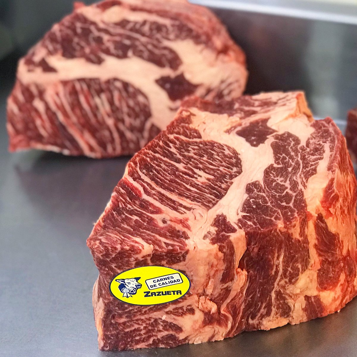CarnesZazueta's tweet photo. Diezmillo Angus 🤠🔥 lo cortamos a tu gusto 👌🏻 #Diezmillo #diezmilloangus 
.
.
.
.
.
#calidadgarantizada #supercarnesdeobregon #hechoenmexico #calidadzazueta #carniceriazazueta #cdobregon #sonora #cajeme  envíos a todo México 🇲🇽📦✈️ WhatsApp (644)2220988  https://t.co/4lmbPXJiSw https://t.co/Jd7rfjUDmv