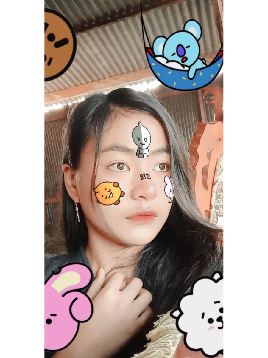 Nadiahhh14's tweet photo. Lgi Ngeliatin msa depan Ama kmu,iyya kmu🤣❤ https://t.co/FdrYKX2XMj