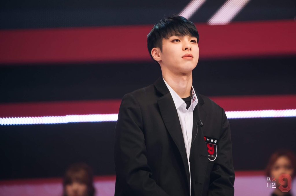 leeadergon's tweet photo. It's the "undercut" for me 😏 https://t.co/vK2SHbNoWQ
