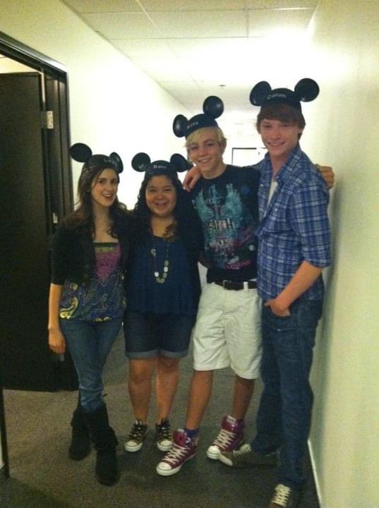 Raini_Rodriguez's tweet photo. 9 years ago today was the first table read of Austin &amp; Ally season 1 ❤️💜💛💙 We were BABIES 😭😭 A funny thing I remember was in our dressing rooms, Disney gave us gift baskets w/ embroidered Mickey ears &amp; we thought it would be so funny to wear them to the table read 😂😂 https://t.co/2ysagMZ32P