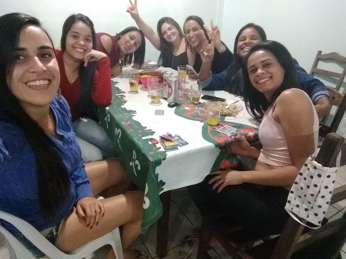 Amaandah04's tweet photo. Tchubirau dau, tchubirau dau, tchubiraaaauuu 💥❤️ #CeLoko #AmoVocês #Minhaaaaas https://t.co/aA3NU6IYHi