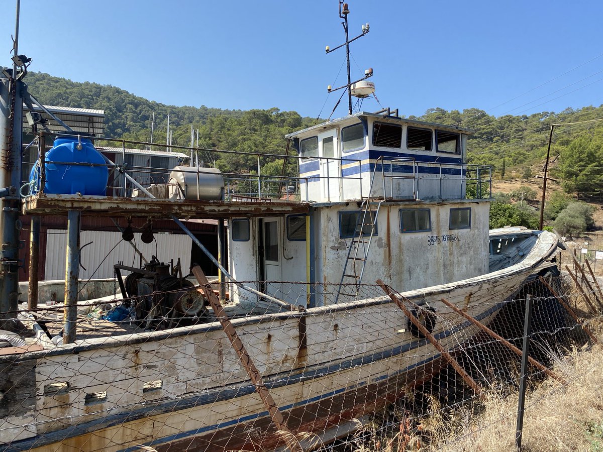 easyfxpips's tweet photo. Is this #Police Chief Martin Brody’s washed up boat from the film #Jaws that we’ve located in a #boat yard in #Turkey #Fethiye? 
#AmityIsland #CapeCod #Massachusetts #shark #greatwhiteshark #StevenSpielberg #jawsmovie #horror https://t.co/wXVsNnwlnN
