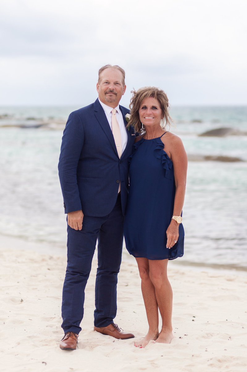 fhelmink's tweet image. Happy Anniversary to the love of my life, Kathy. 40 years ago I out-kicked my coverage &amp;amp; l’ve been living’ the dream since!  We were supposed to be in Hawaii, but Covid had other plans, so we tubed the Niobrara and ate at Lazlo’s. Here’s to our next 40 together. Love you always!