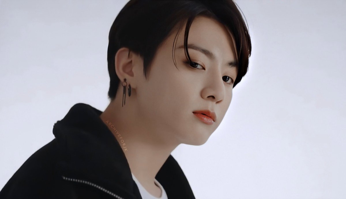 archiveforJK's tweet photo. it's that single strand of hair for me https://t.co/DAmaZzJcs2