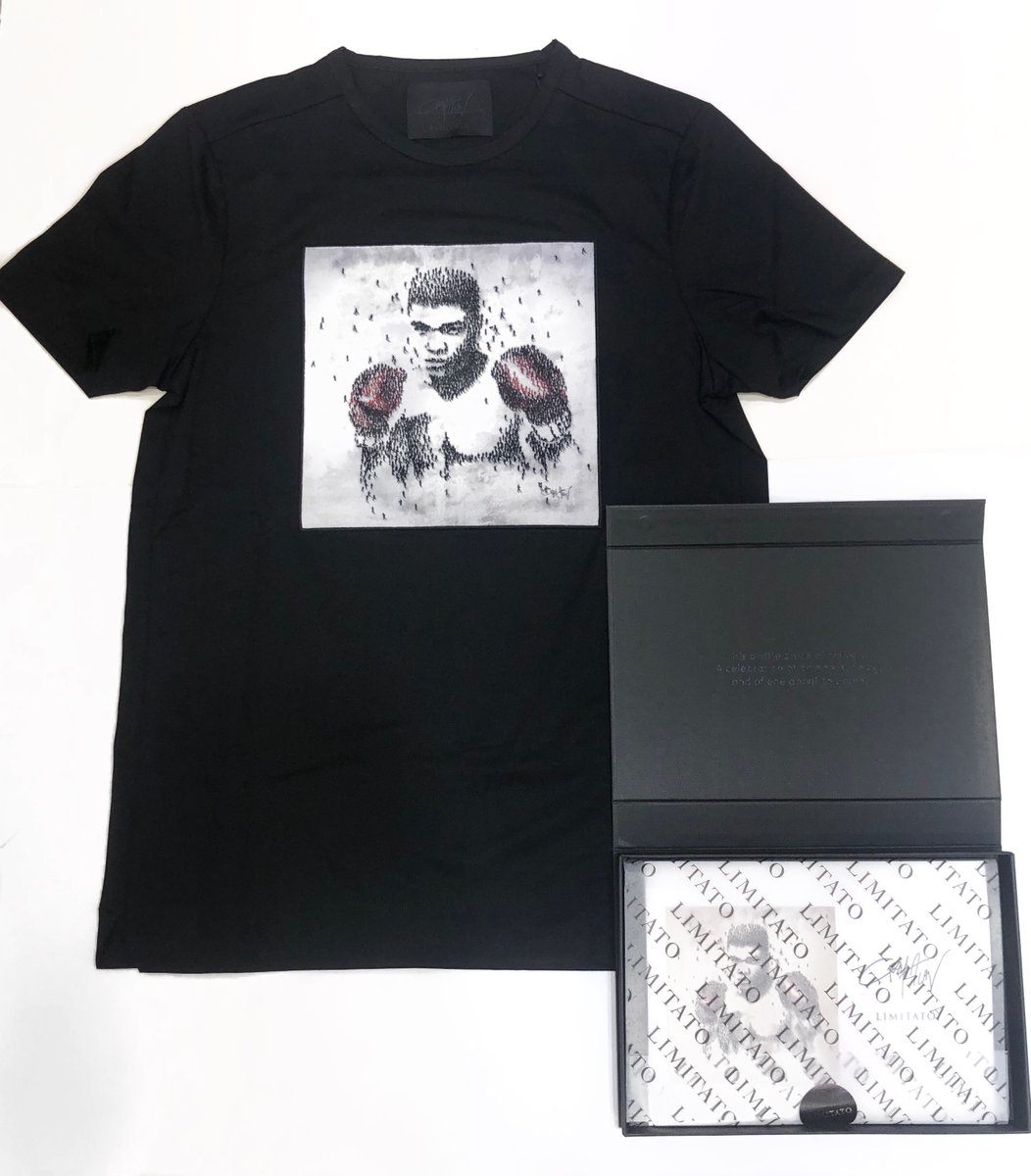 odsonline's tweet photo. Limitato Muhammad Ali ‘Bee’ T-shirt 🥊
.
.
.
.
#limitato #boxing #bee #menswear #mensfashion https://t.co/2KtqDzQiI2