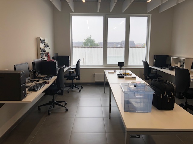 JohanVerschaeve's tweet photo. Labo #LCCU 8 maanden later @PZMeetjesland ... @MSAB_XRY @Cellebrite_UFED @MagnetForensics - #Axiom @Basistechnology - #Autopsy #Mercure ... https://t.co/exx5jFNKXl