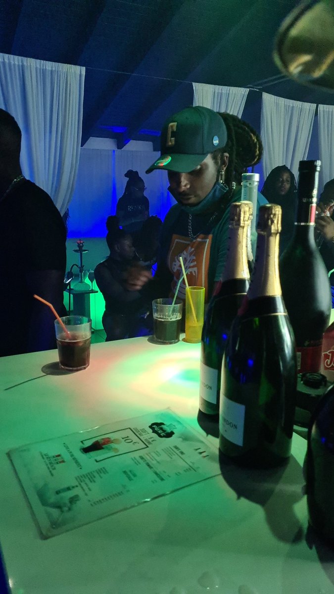 Petit visieu 😑😏😏😏😒😒😒😒😬 #lasauce