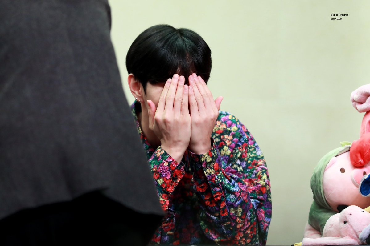 mark tuan and his beautiful hands↳...a very delicate thread ༉‧₊˚✧