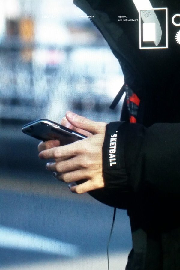 mark tuan and his beautiful hands↳...a very delicate thread ༉‧₊˚✧