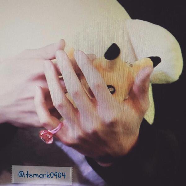 mark tuan and his beautiful hands↳...a very delicate thread ༉‧₊˚✧