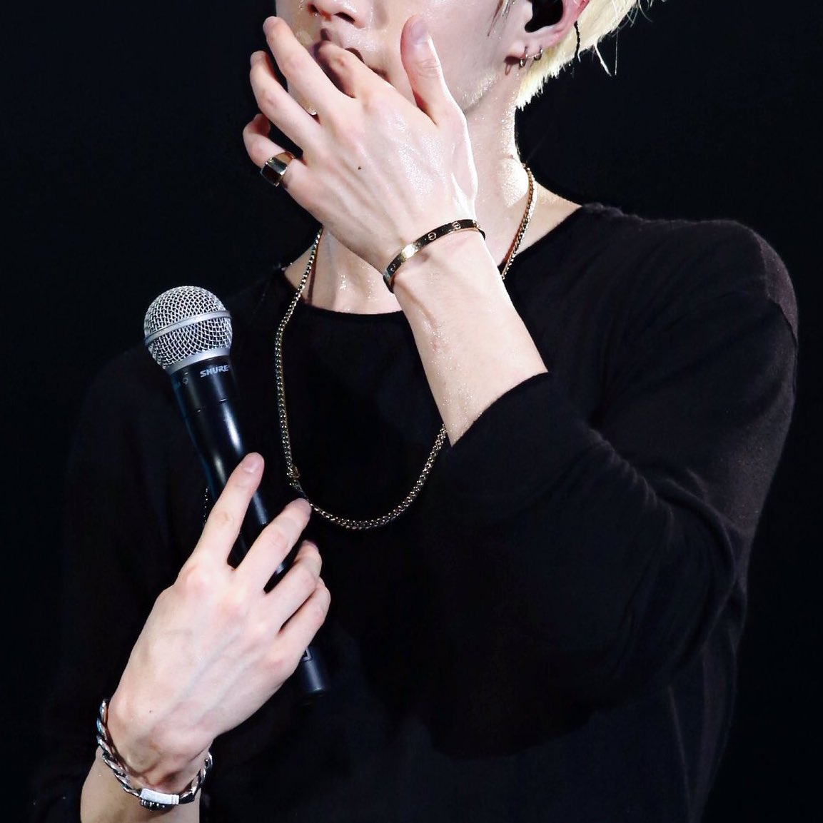 mark tuan and his beautiful hands↳...a very delicate thread ༉‧₊˚✧