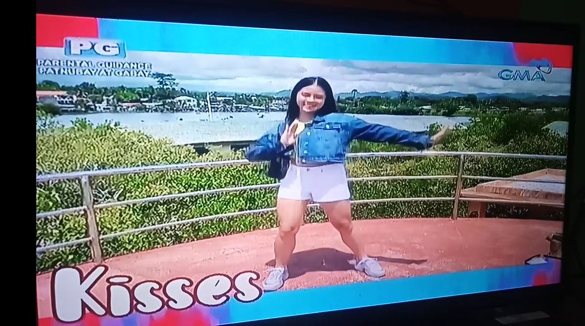 GOfialdajane's tweet photo. Nice Kisses..
@KissesDelavin
#AAAllOutSundaysKISSES https://t.co/Ij0VXIFnX3