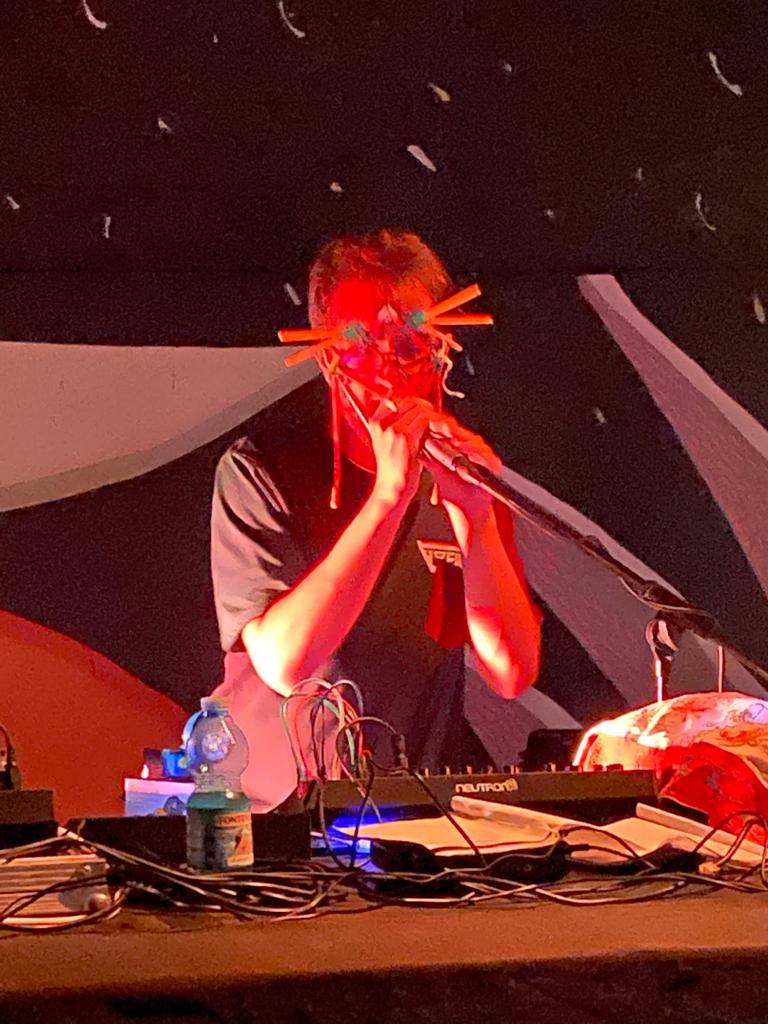 From the last live of friday
 #synthmusiclive #knex #DarkWave