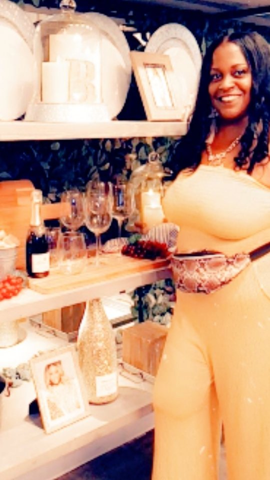 msmpars's tweet photo. Had a great time at the Bailey Wine Cellar!!
#SupportBlackBusiness #ExcellentWineTime #ThanksMsBailey https://t.co/hSQpYmTyAC