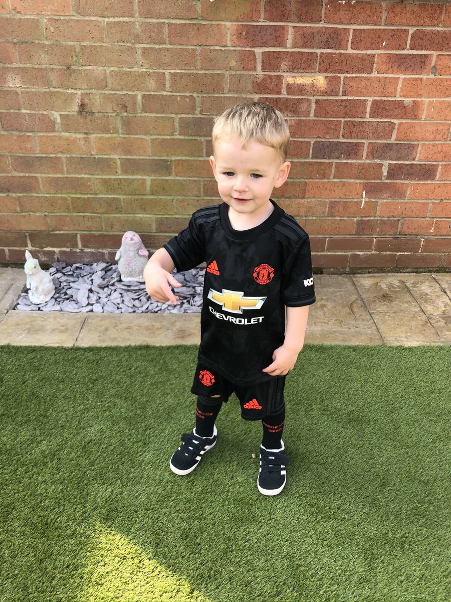 Jwhelan99's tweet photo. Class 3 years Lukas, flown. Happy Birthday ❤️ https://t.co/tvnWuiwYIP