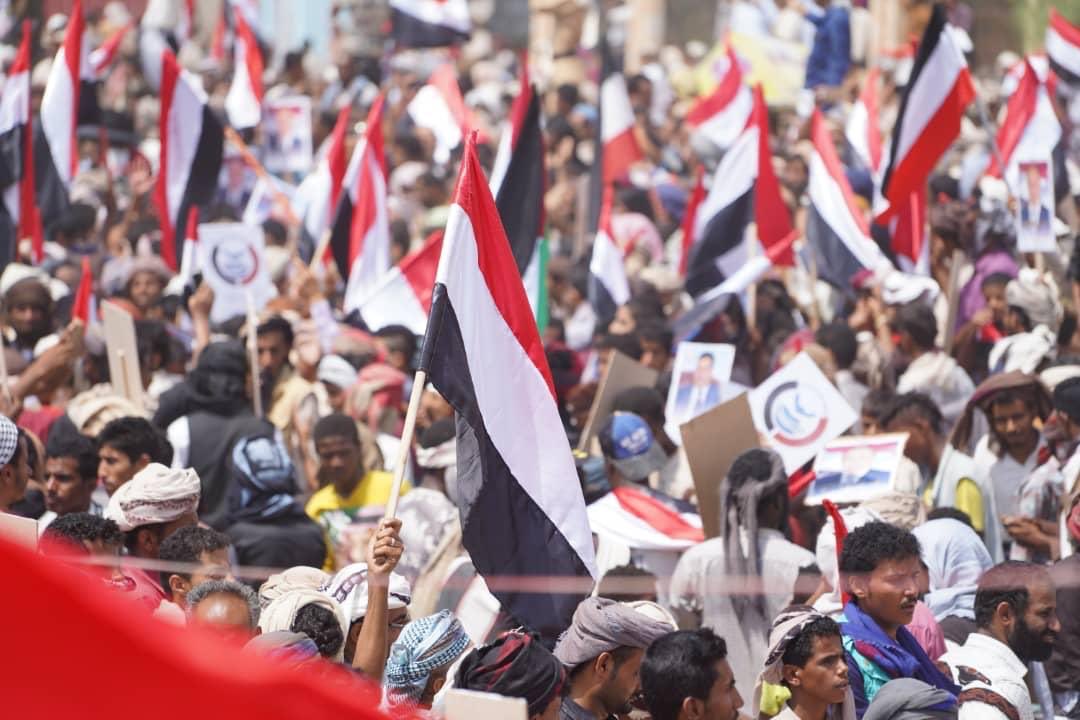 YaserAlyamani's tweet photo. شبوه التي داست على مشروع اولاد ناقص 
شبوه العز والشموخ تقول كلمتها نعم للدوله والجمهورية والوحده 
ياسراليماني https://t.co/gKFN4gbjCl