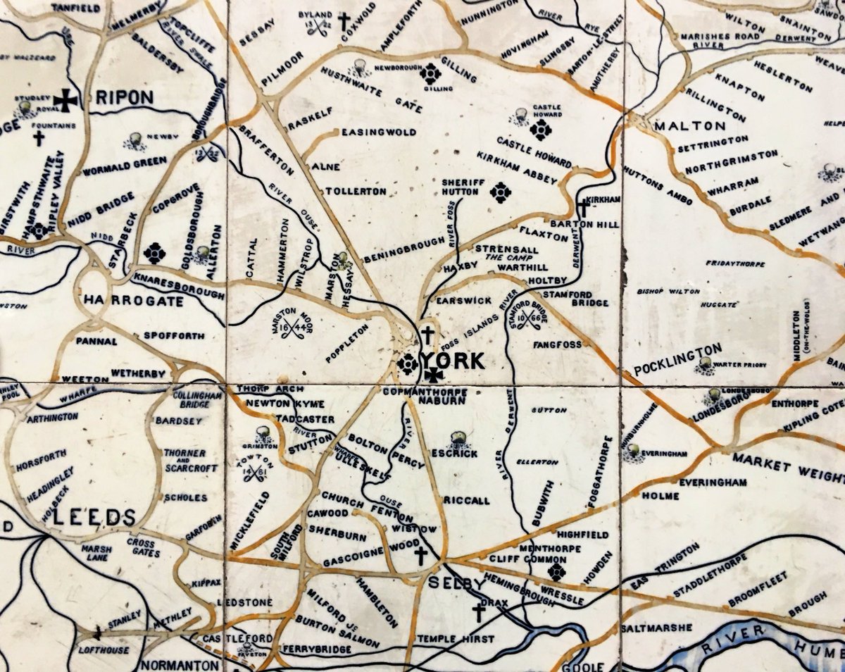 At York station is this original North Eastern Rly glazed tiled map, with lines now lost & extant. It includes info that passengers of c.1900 were thought to be interested in such as running rights, parks & battlefields. 11 similar original NER maps still exist elsewhere today...