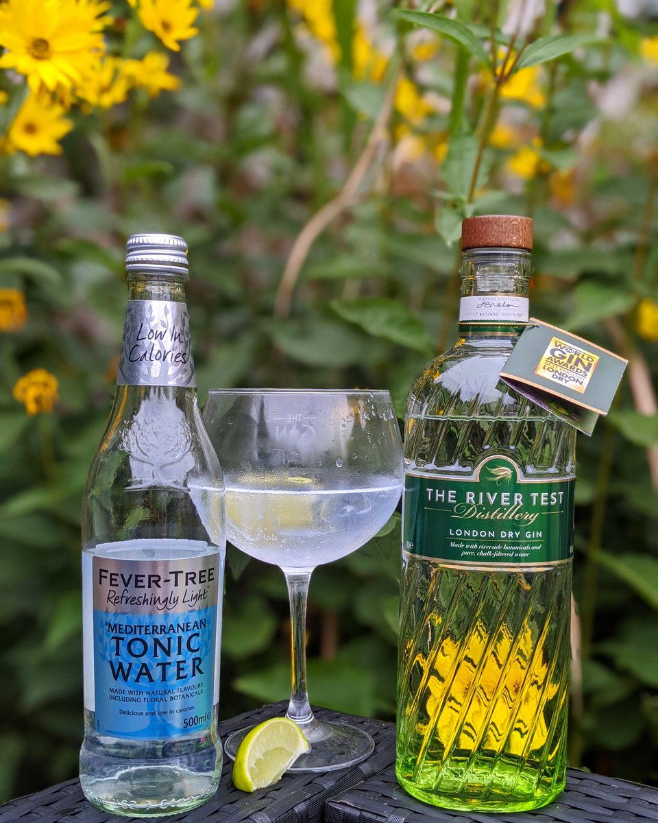 GirlAboutHants's tweet photo. @TestDistillery I have a new favourite gin and it's made right here in Hampshire! #HampshireGin #PerfectGandT https://t.co/GwNciSvvuH