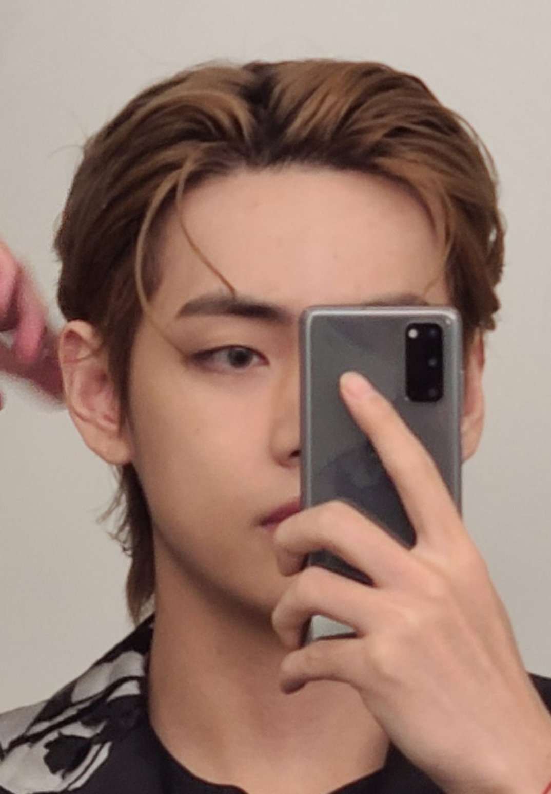V.oung 뷔영 on X: 