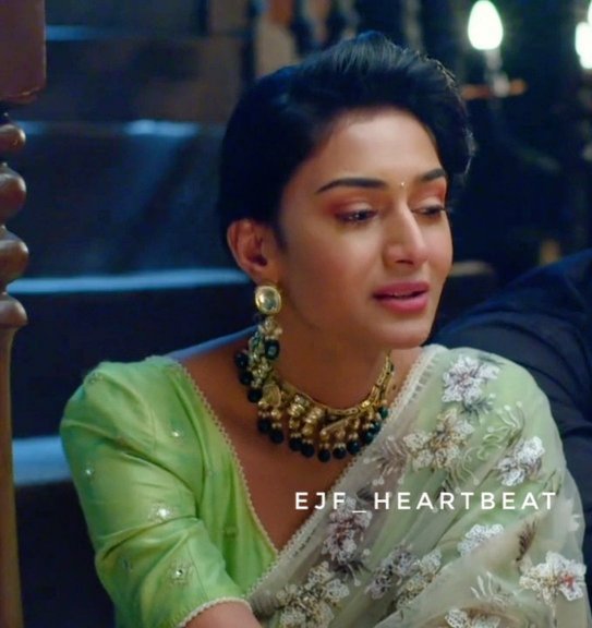 Was going through some old episodes. It's astonishing to see how much Pre did for AnuPre in  #KasautiiZindagiiKay. The once happy, believer in fairy-tale love Prerna faced never ending kasautis and was broken by her love. #Prerna  #EricaFernandes  #ejf  @IamEJF
