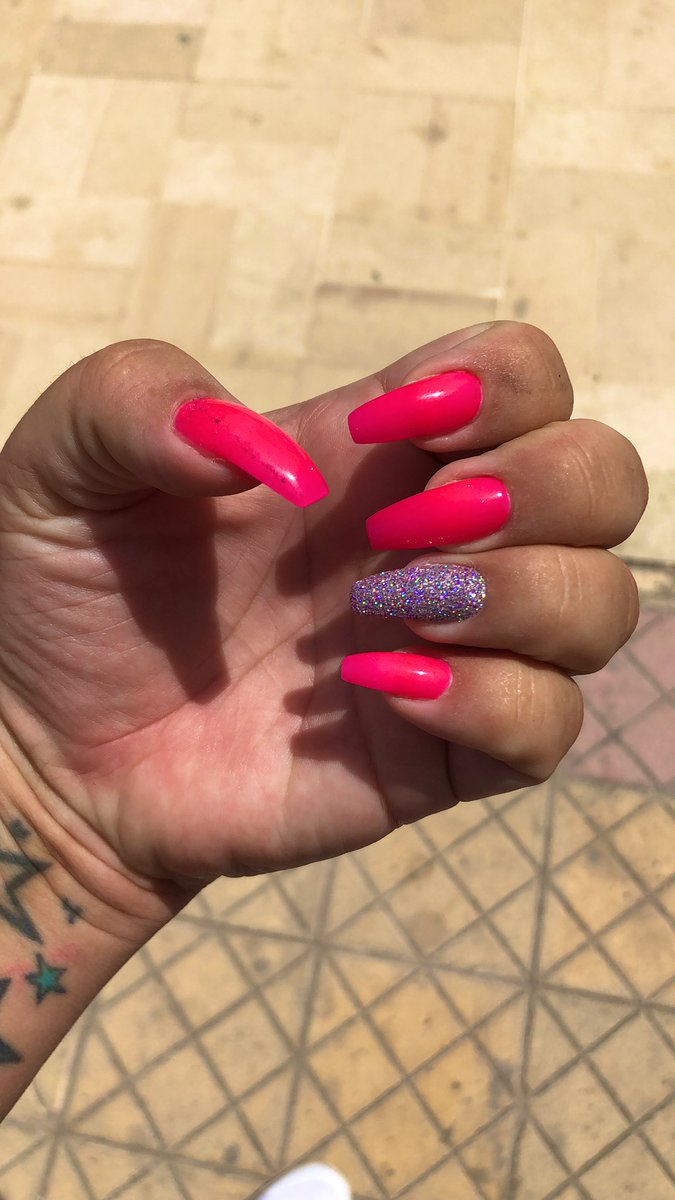 MizzBiatch3's tweet photo. 🎀NEW NAILS SUBBYS - TIME TO REIMBURSE £25 - DM TO TRIBUTE PIGS! #nailfetish #nailsubs #findom #finsubs #paypigs @RobertGiguere59 @WeLove2Promote @weak_32 @ElitePromoFeet @rt_feet @RT_Pig @footboyuk @rtdoggyslave @RtGLADIATOR @findom4feet @rtjackass @promoslave @rtfemdom1 @find0m https://t.co/nqQ82eaGWQ
