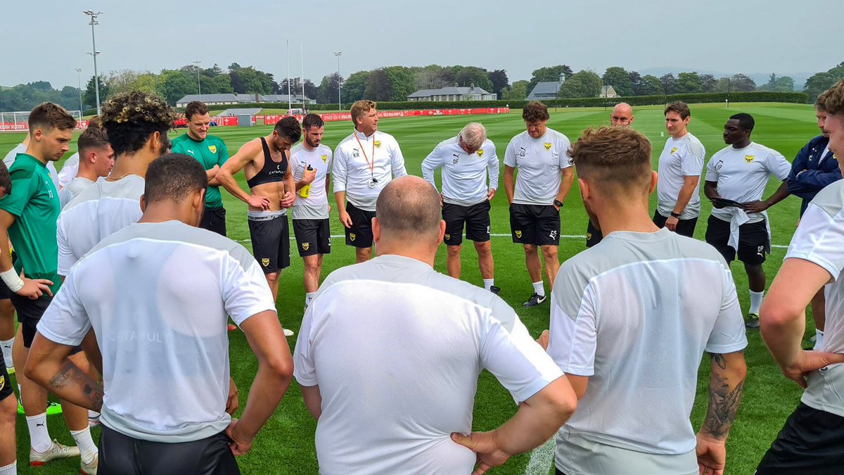 OUFCOfficial's tweet photo. Huge thanks to all the staff at @TheValeResort for great week👏 https://t.co/VLncJItjrb
