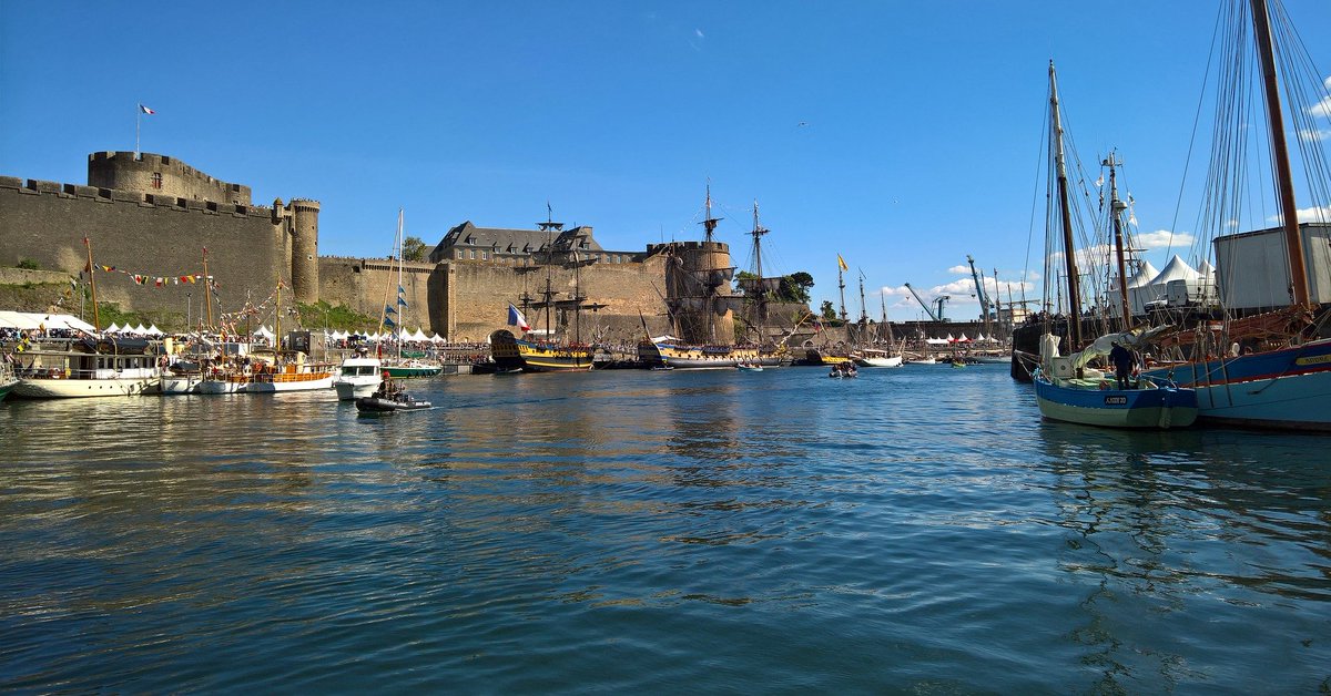ISNItwit's tweet photo. #FuturInterne - #FocusSubdivision 21 - #Brest
Représentée par l'Internat de Brest, au bord de l’océan (pratique pour les sports nautiques !), proche des terres d’Asterix ! Pas cher de se loger avec la vue sur la plage ! A l’aise Breizh !
+d'infos :
https://t.co/NphaXSvciJ https://t.co/gkqAVvq9jp