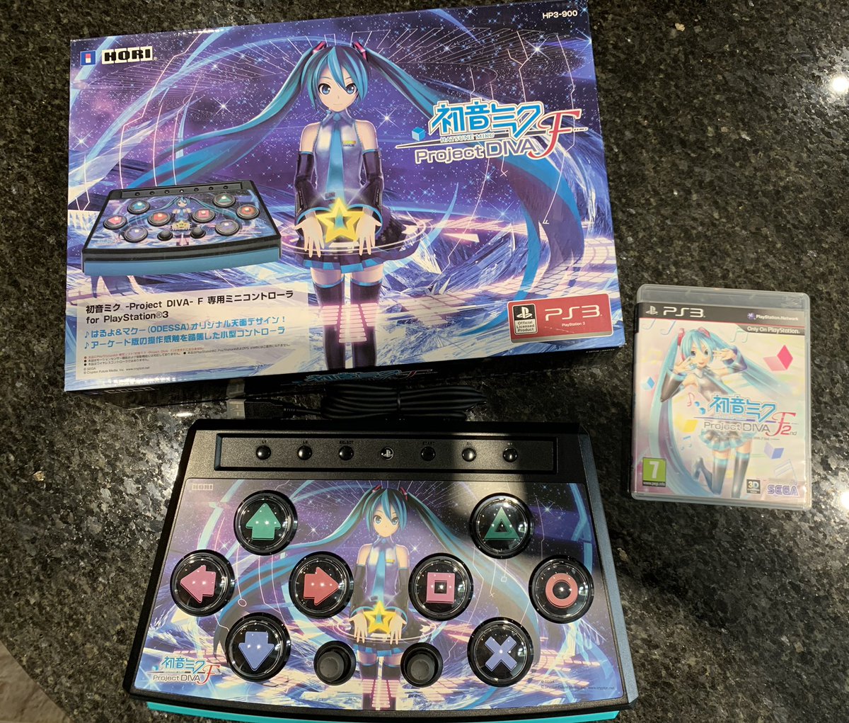 ch4os_theory's tweet photo. New addition! Hatsune Miku Project Diva plus the controller (which looks like an oversized PS3 pad). It’s a rhythm game utilising ‘vocaloids’ singing synthesiser software with games appearing across several platforms #playstation3 #shareyourgames #rhythmaction #CIBsunday #Gamers https://t.co/LAioevcSQS