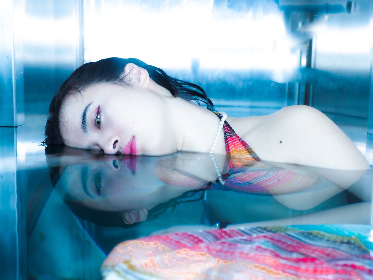 double_side2001's tweet photo. Water memories 2018-2019

#portrait 
#waterportrait 
#Mermaid 
#waterflower 
#siren
#マーメイド
#セイレーン
#水の子
#水中花 https://t.co/7U7LVHUkQo