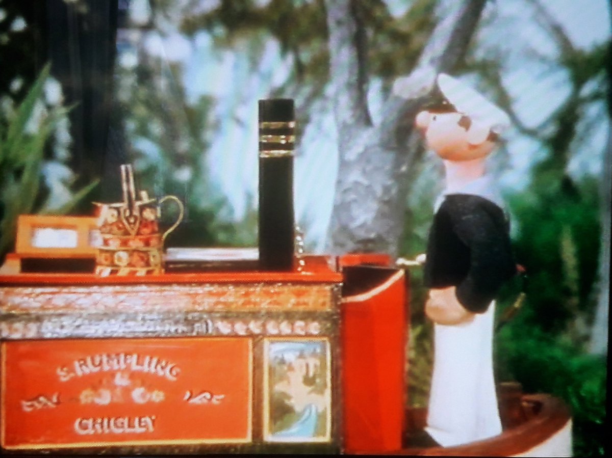 While it isn't actually 'architecture' as such, a quick mention for Mr. Rumpling's barge. Given the disparity between the design and his professional uniform and attitude, it's hard to shake the suspicion that he had it repainted this way as a cynical branding ploy.