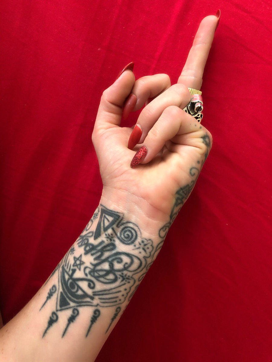 neonhitch's tweet photo. For people who have been looking into what the patterns in my tattoo mean, they are just spirals and squiggles formed together that i let the tattooist freehand around my Gypsy tattoo. #GetALife 😂 https://t.co/iYjfxNPdu3