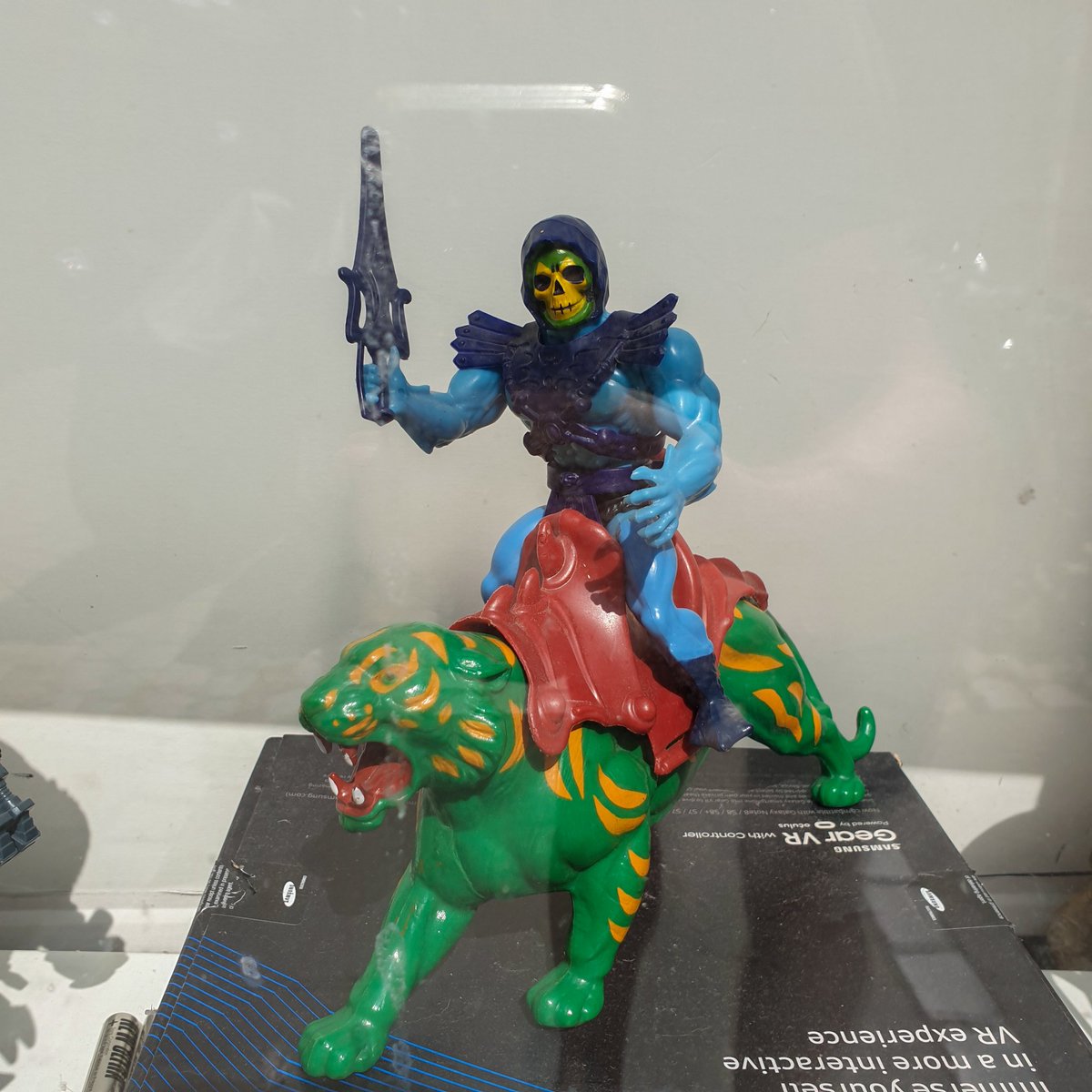 Endlich neue Deko fürs Atelierfenster!