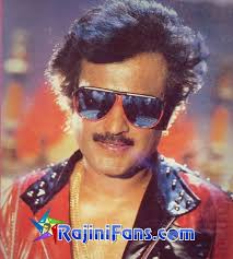 என் அப்பா அவங்க அம்மாவுக்கு தெரியாமல் மனைவியை பணக்காரன்,அதிசய பிறவி படத்திற்கு அழைத்து சென்றார். என் அப்பா ரஜினி படத்தை குறைந்தது நான்கு முறையாவது வெவ்வேறு தியேட்டர்களில் பார்த்துவிடுவார். #45YearsOfSuperstarRajini