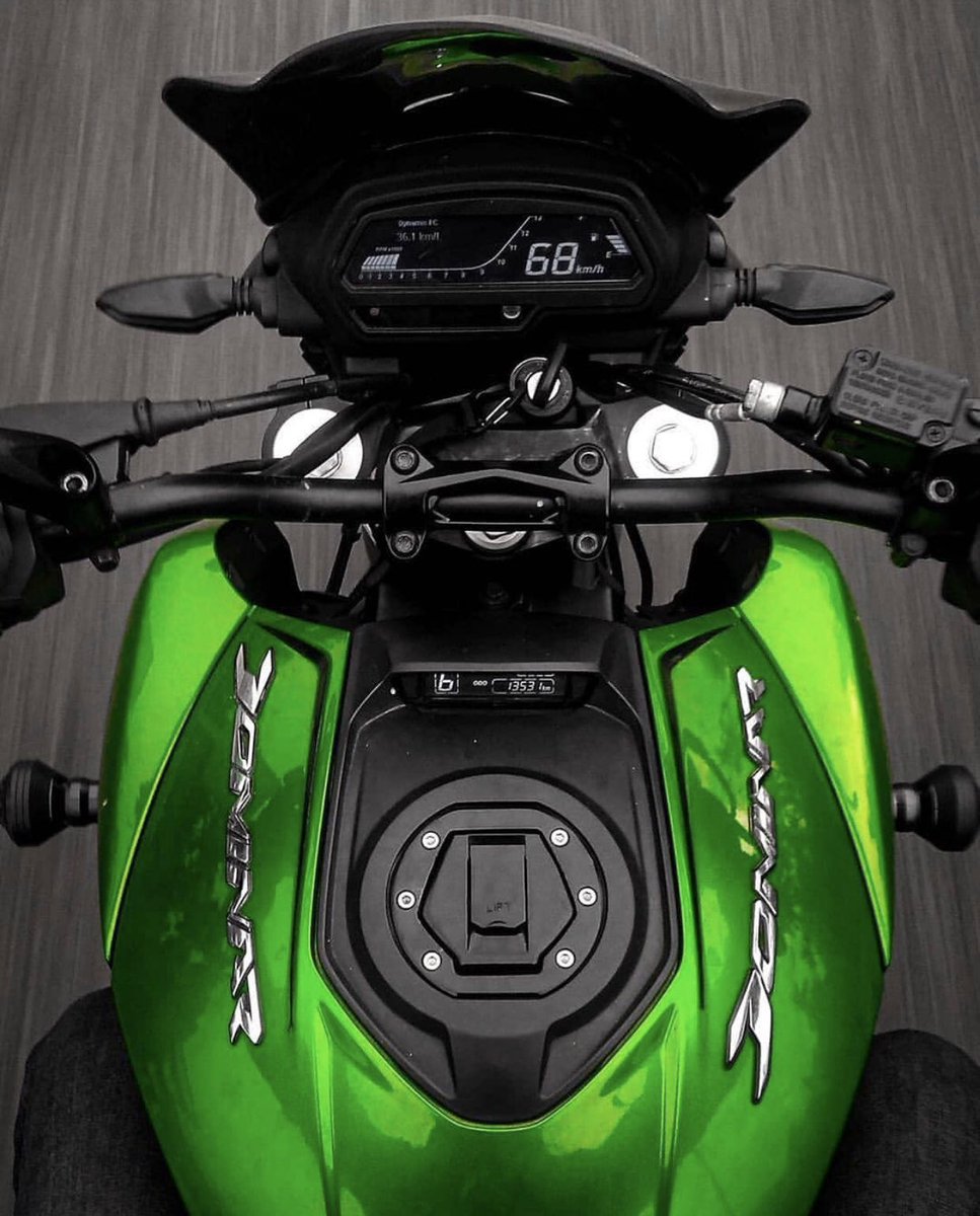 bajajturkiye's tweet photo. 400 UG şimdi Vites Göstergesi ve Yol Bilgisayarı ile daha teknolojik!
--> https://t.co/zTUe1y6JDR
#bajaj #bajajmotorturkiye #400ug #doninar #dominar400ug https://t.co/HFjoGatrZ2