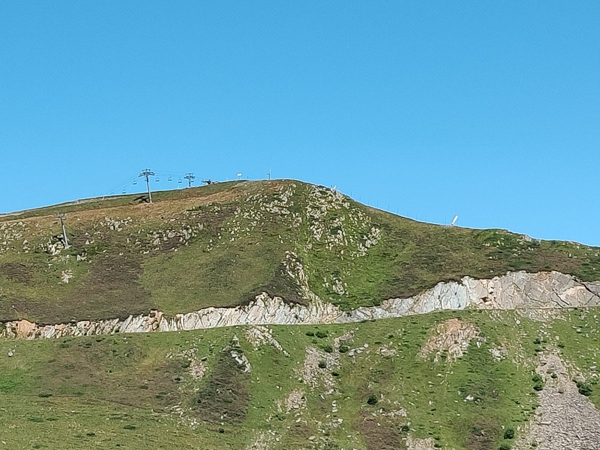 __Marcassin's tweet photo. Far from computer and my VR rig, nature can be beautiful #pyrenees https://t.co/ZXx92dWj74